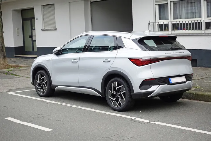 BYD ATTO 3（白）