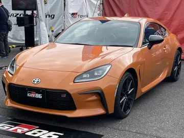 トヨタ GR86