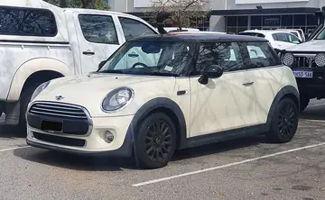 MINI 3ドア（F56）