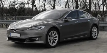 テスラ モデルS（2016年〜の型）