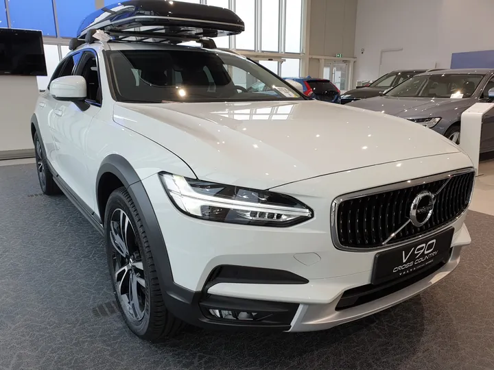 ボルボ V90 クロスカントリー