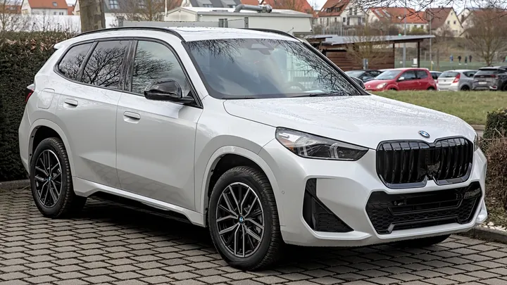 BMW X1（3代目・U11）