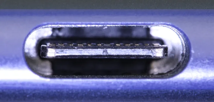 USB Type-C の端子
