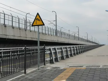 横風注意の標識（台湾）