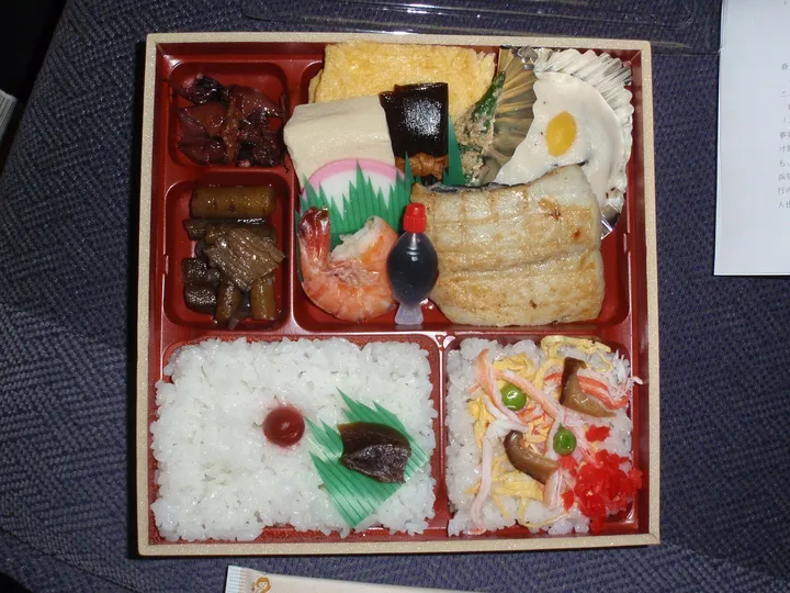 駅弁「餘部鉄橋物語」