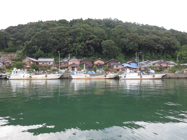 沖島の港（滋賀県近江八幡市・琵琶湖の漁師の島）