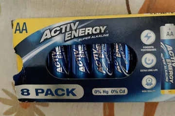 単三の乾電池