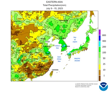 東アジアの雨の量の地図