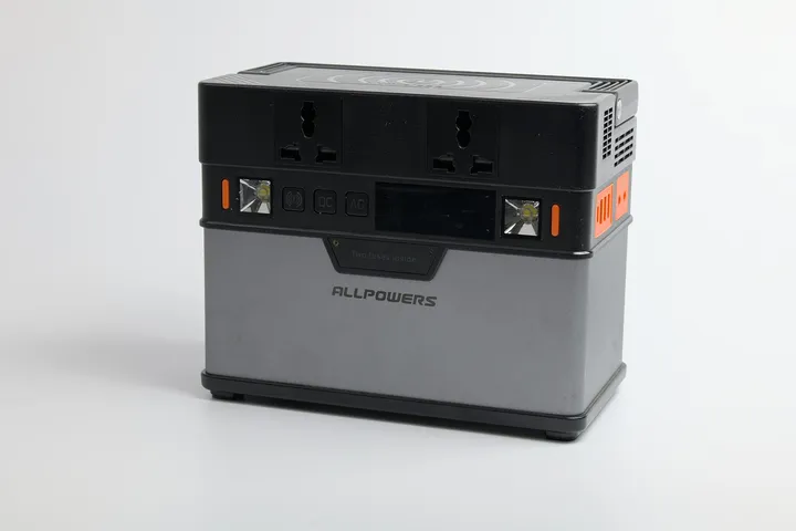 ポータブル電源