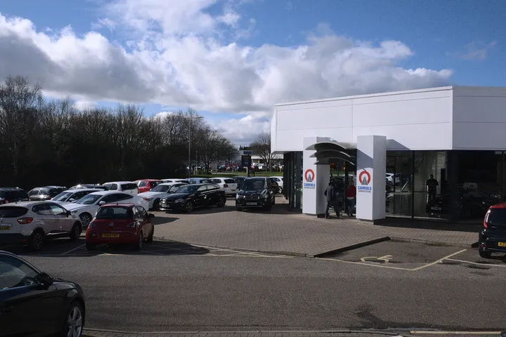 中古車の店