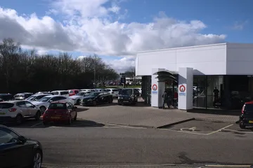 中古車の店