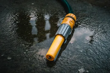 ホースの先のノズル
