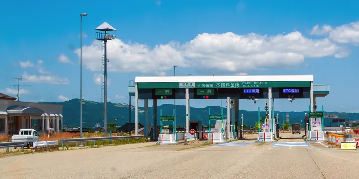 富山県 能越自動車道 小矢部東の料金所（ETCの車線）