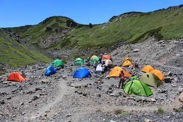長野県 白馬岳 頂上宿舎のテント場