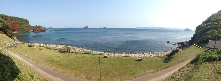 島根県 隠岐 海士町 明屋海岸のキャンプ場
