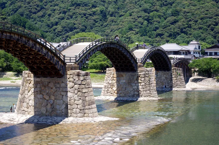 山口県 岩国 錦帯橋と錦川