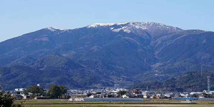佐賀県 佐賀市 冠雪した天山