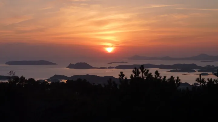 長崎県 佐世保 弓張岳から見た九十九島の夕日