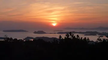 長崎県 佐世保 弓張岳から見た九十九島の夕日
