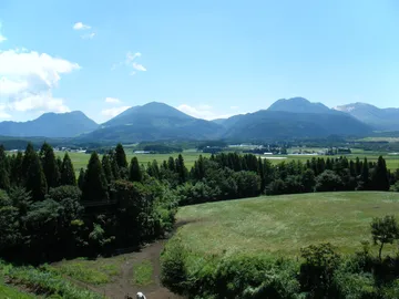 大分県 九重 はんだ高原とくじゅう連山