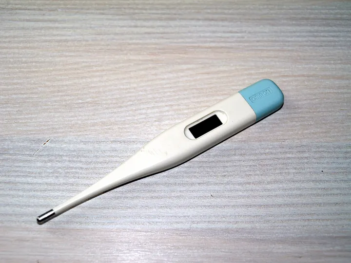 電子体温計