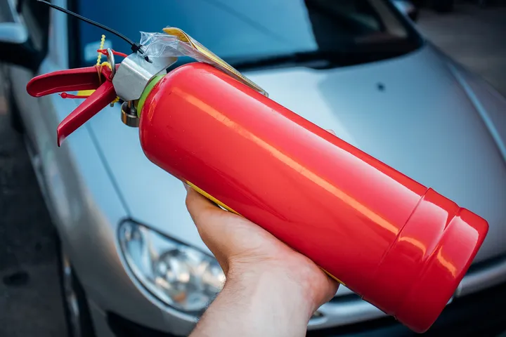 車の消火器