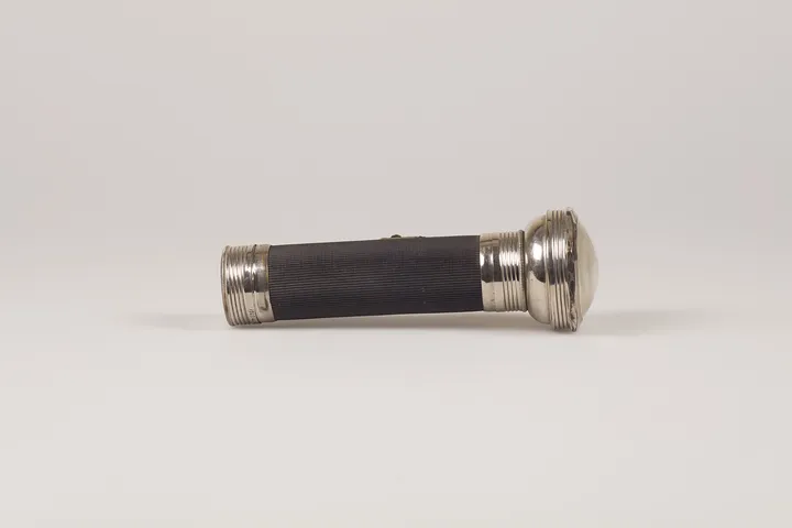 懐中電灯