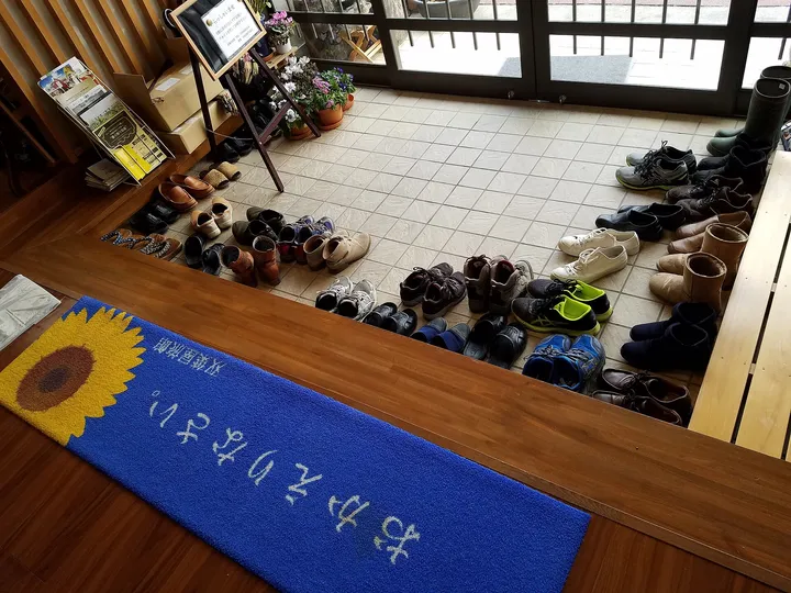 脱いだ靴