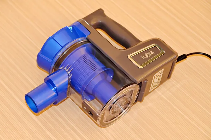 手持ちの掃除機