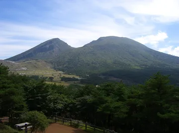 霧島連山の韓国岳（宮崎県・鹿児島県）