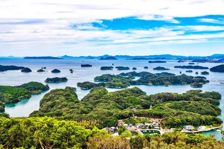 展海峰から見る九十九島（長崎県佐世保市）