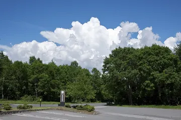 夏の青空と大きな積雲