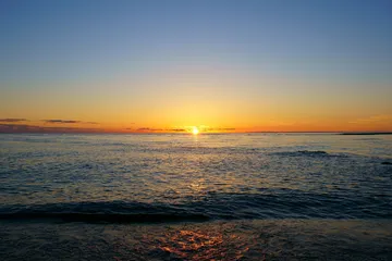 秋田県 能代市から見た日本海の夕日