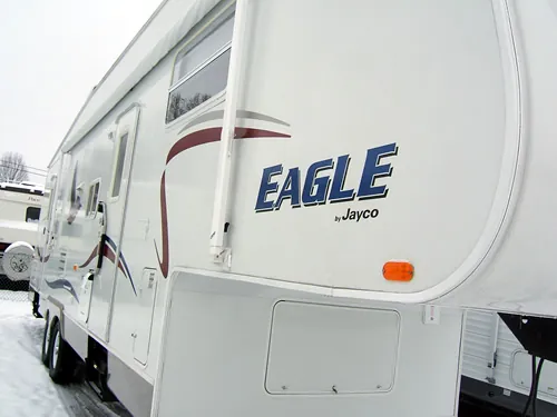 車体の Eagle の文字