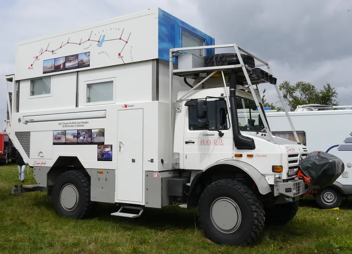 ウニモグ 437 U5000 のキャンピングカー（2011年 ドイツの集まり）