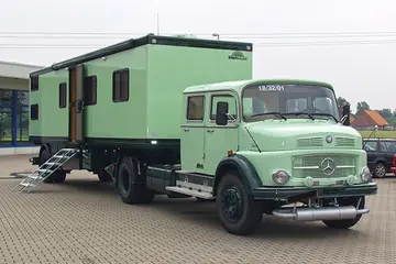 VARIOmobil の住居つきセミトレーラー（1994年）